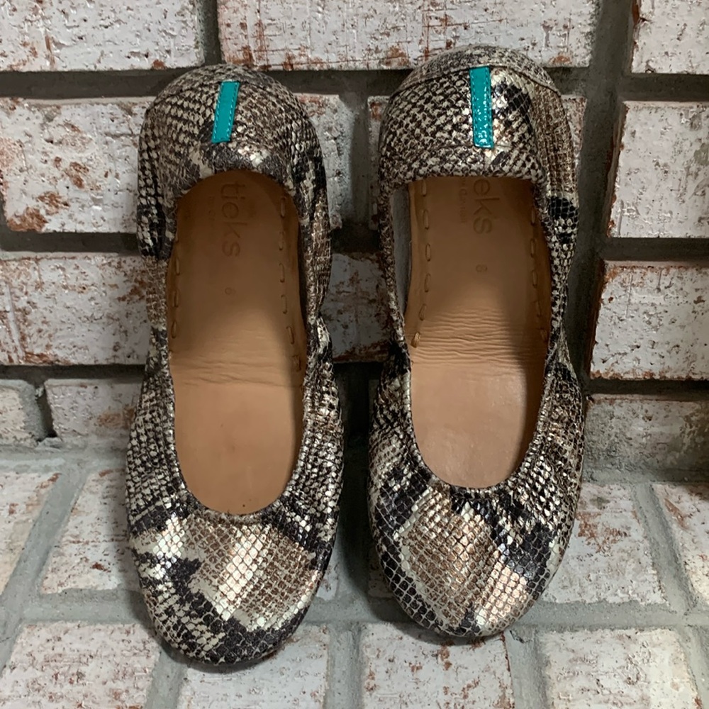 Copperhead Snakes Tieks 8